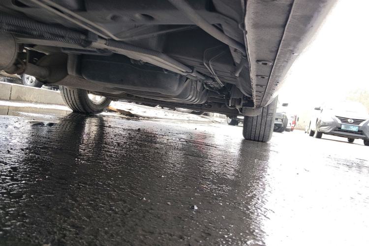 Used Buick GL8 2011 3.0L XT Luxury Business Flagship Edition Chassis Front Left