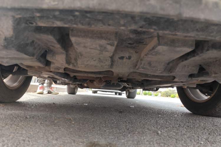 Used Buick GL8 2011 3.0L XT Luxury Business Flagship Edition Chassis Front