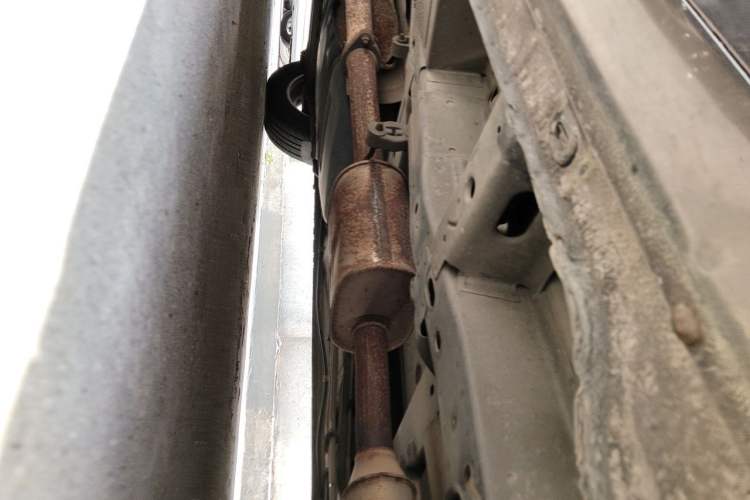 Used Buick GL8 2011 3.0L XT Luxury Business Flagship Edition Chassis Front Right