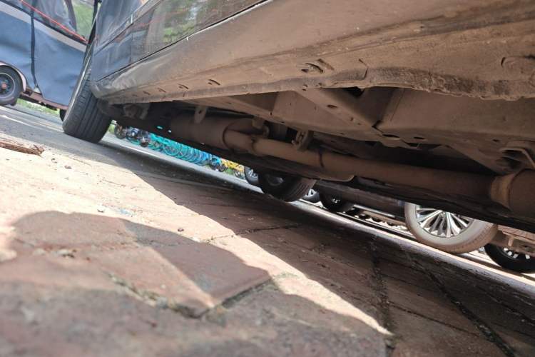 Used Buick GL8 2011 2.4L LT Luxury Business Executive Edition Chassis Front Right