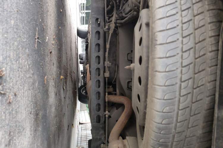 Used Buick GL8 2011 2.4L LT Luxury Business Executive Edition Chassis Rear