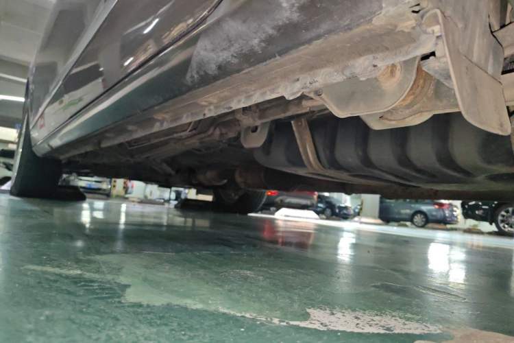 Used Buick GL8 2011 3.0L XT Luxury Business Flagship Edition Chassis Rear Left