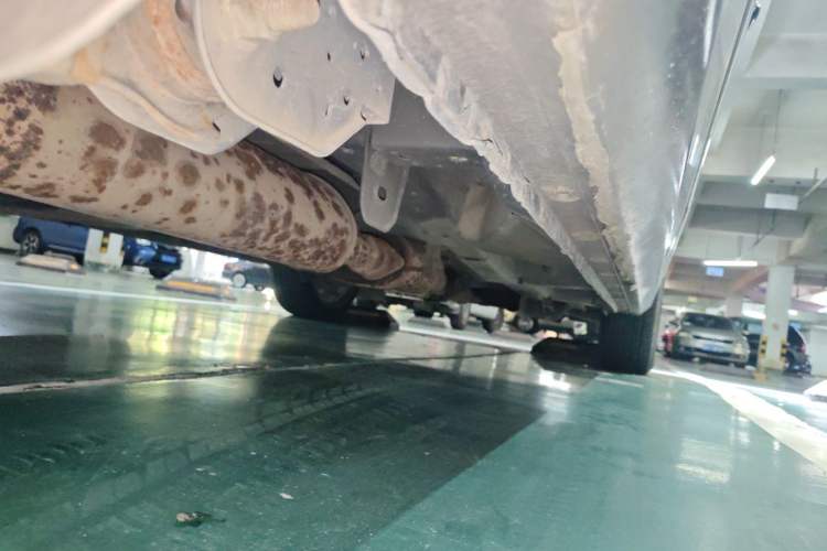 Used Buick GL8 2011 3.0L XT Luxury Business Flagship Edition Chassis Rear Right
