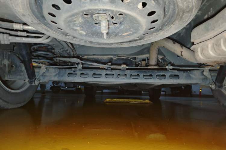 Used Buick GL8 2011 3.0L XT Luxury Business Flagship Edition Chassis Rear