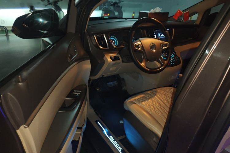 Used Buick GL8 2011 3.0L XT Luxury Business Flagship Edition Driver Seat