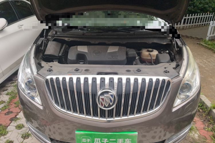 Used Buick GL8 2011 3.0L GT Luxury Business Haoya Edition Engine Bay