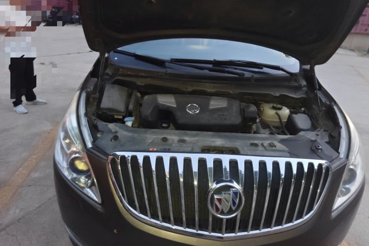 Used Buick GL8 2011 3.0L XT Luxury Business Flagship Edition Engine Bay Right