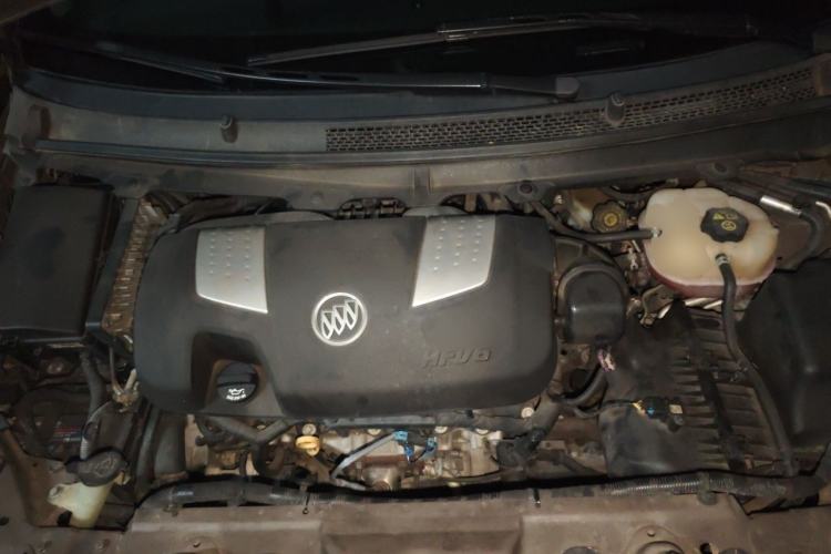 Used Buick GL8 2011 3.0L XT Luxury Business Flagship Edition Engine Bay