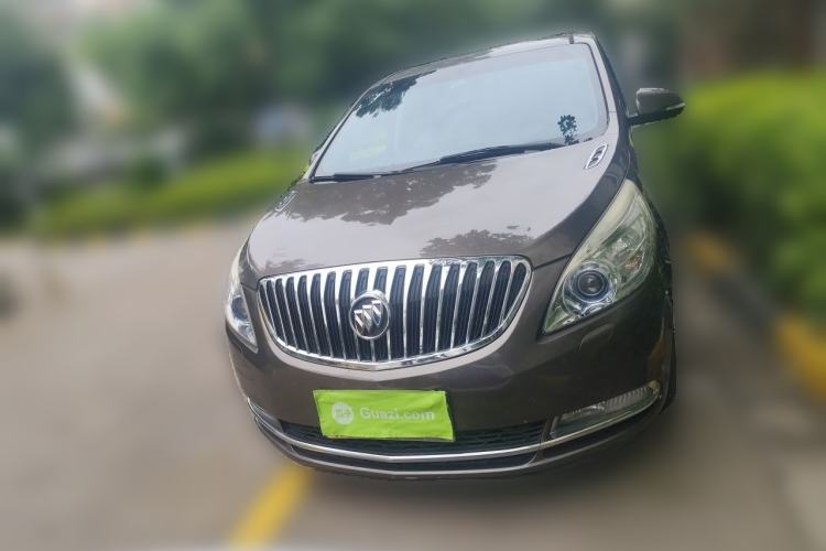 Used Buick GL8 2011 2.4L LT Luxury Business Executive Edition Front