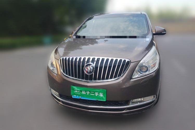 Used Buick GL8 2011 2.4L LT Luxury Business Executive Edition Front