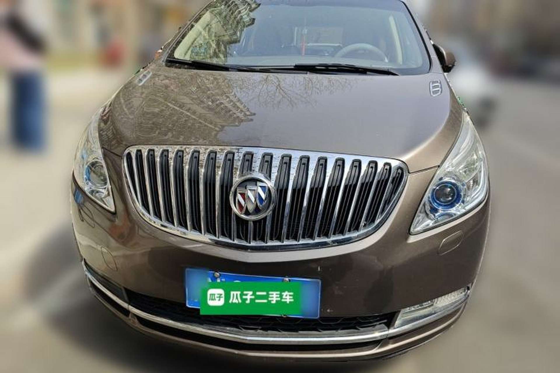 Used Buick GL8 2011 3.0L XT Luxury Business Flagship Edition Front