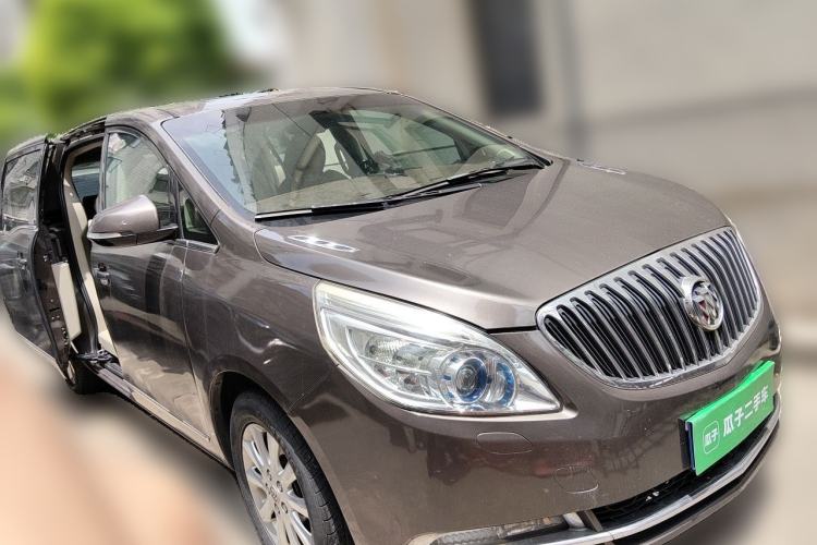 Used Buick GL8 2011 3.0L XT Luxury Business Flagship Edition Front Right 45 Deg