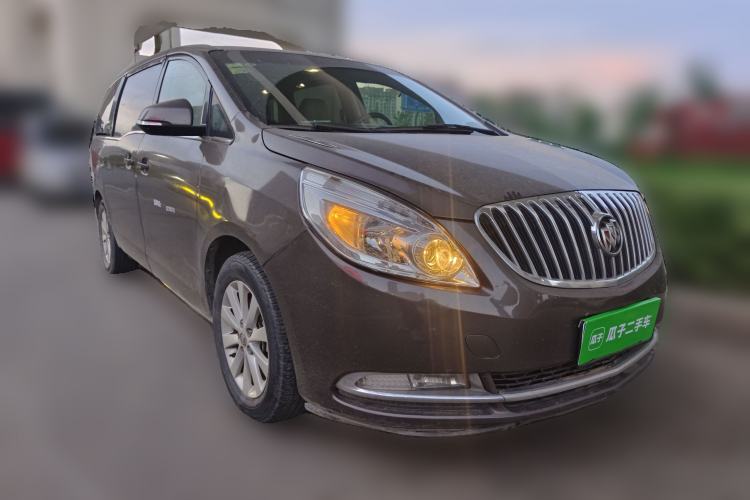 Used Buick GL8 2011 2.4L CT Luxury Business Comfort Edition Front Right 45 Deg