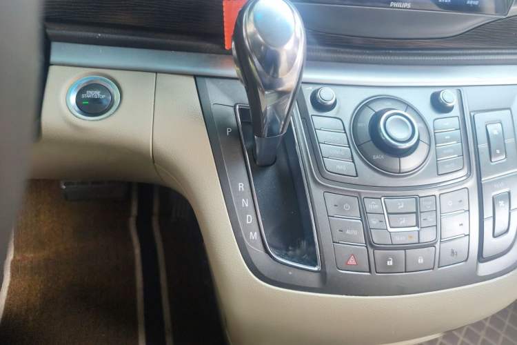 Used Buick GL8 2011 2.4L LT Luxury Business Executive Edition Gear Lever