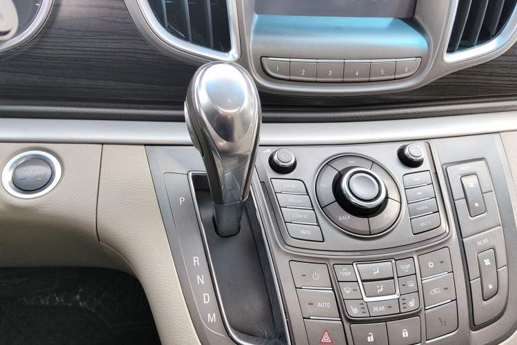 Used Buick GL8 2011 3.0L XT Luxury Business Flagship Edition Gear Lever