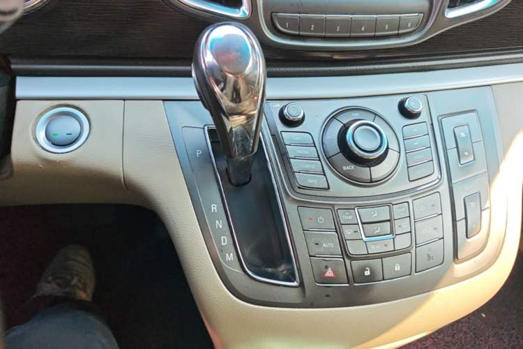 Used Buick GL8 2011 2.4L CT Luxury Business Comfort Edition Gear Lever