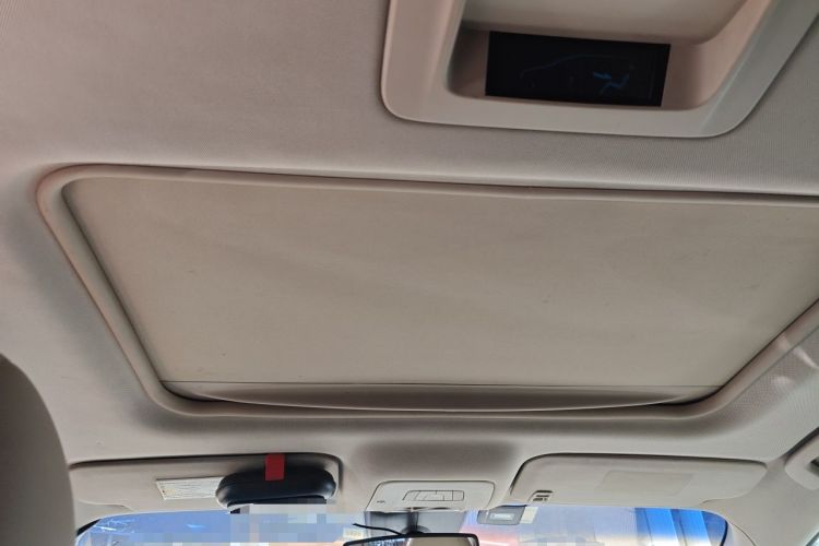 Used Buick GL8 2011 2.4L LT Luxury Business Executive Edition Headliner