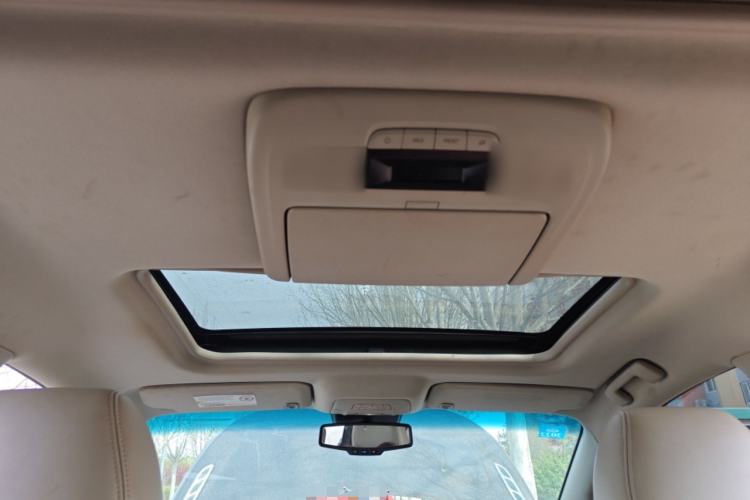 Used Buick GL8 2011 3.0L XT Luxury Business Flagship Edition Headliner