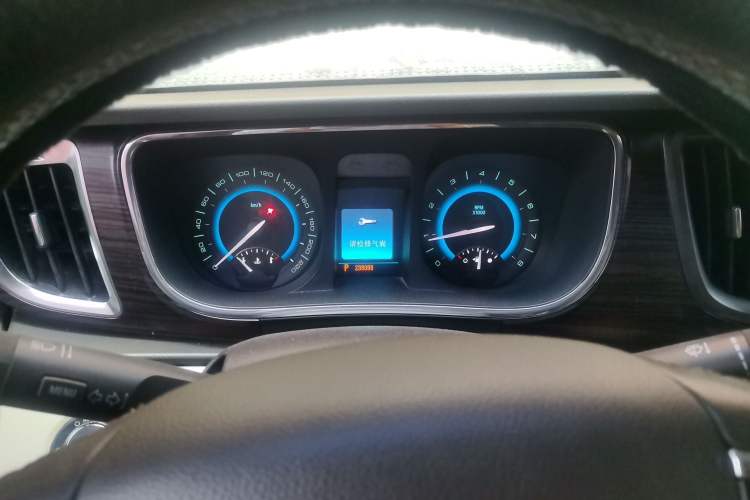 Used Buick GL8 2011 3.0L GT Luxury Business Haoya Edition Instrument Cluster