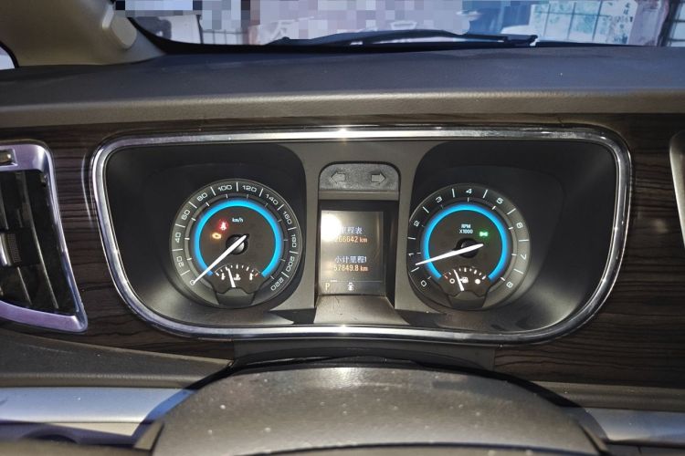 Used Buick GL8 2011 3.0L XT Luxury Business Flagship Edition Instrument Cluster