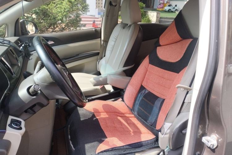 Used Buick GL8 2011 2.4L LT Luxury Business Executive Edition Left Front Seat
