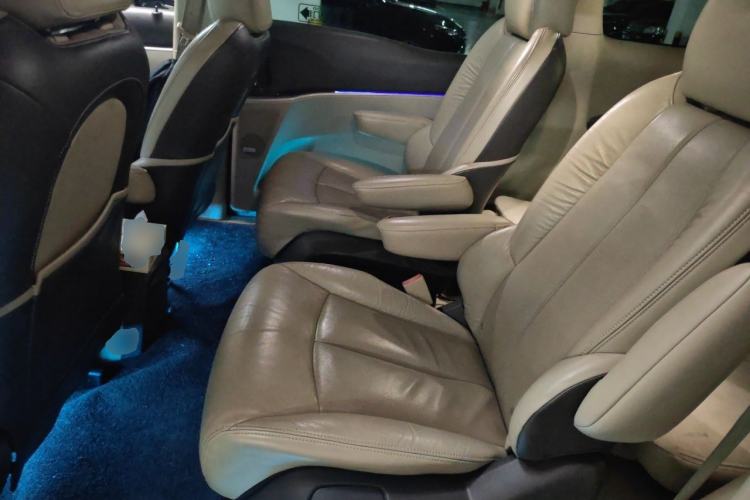 Used Buick GL8 2011 3.0L XT Luxury Business Flagship Edition Left Rear Seat