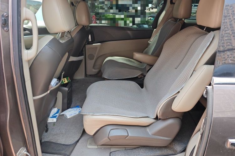 Used Buick GL8 2011 2.4L LT Luxury Business Executive Edition Left Rear Seat