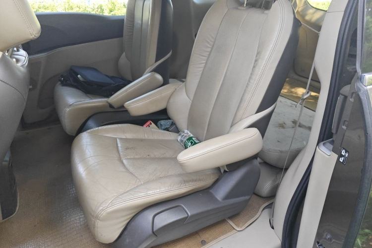 Used Buick GL8 2011 3.0L XT Luxury Business Flagship Edition Left Rear Seat