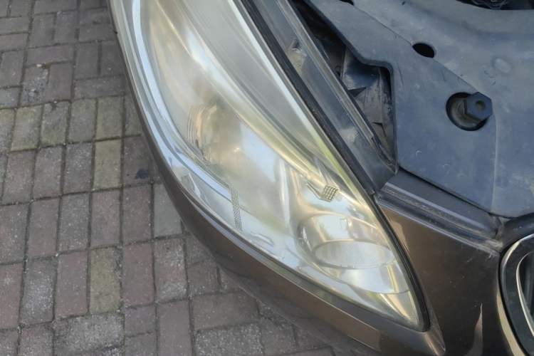 Used Buick GL8 2011 2.4L CT Luxury Business Comfort Edition Right Front Headlight