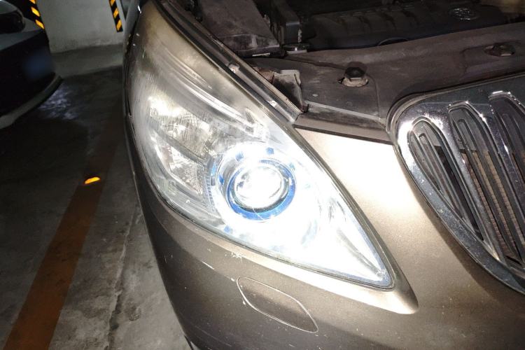Used Buick GL8 2011 2.4L LT Luxury Business Executive Edition Right Front Headlight
