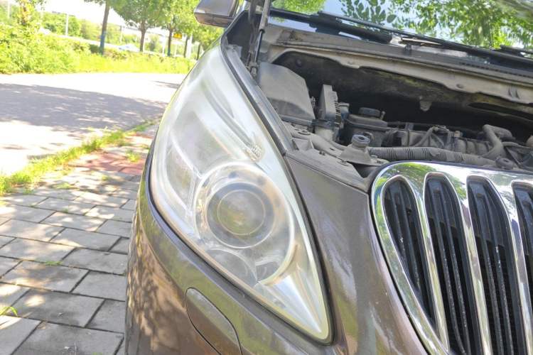 Used Buick GL8 2011 3.0L XT Luxury Business Flagship Edition Right Front Headlight