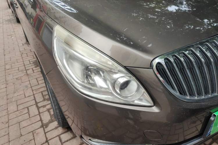 Used Buick GL8 2011 2.4L CT Luxury Business Comfort Edition Right Front Headlight
