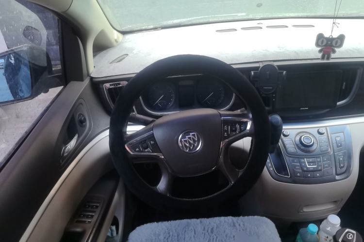 Used Buick GL8 2011 3.0L GT Luxury Business Haoya Edition Steering Wheel