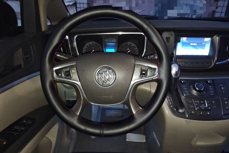 Used Buick GL8 2011 3.0L XT Luxury Business Flagship Edition Steering Wheel