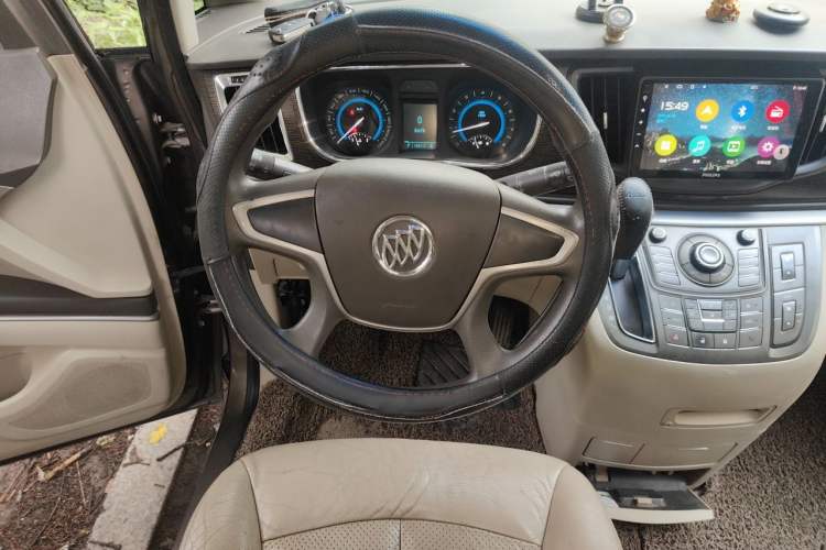 Used Buick GL8 2011 2.4L CT Luxury Business Comfort Edition Steering Wheel