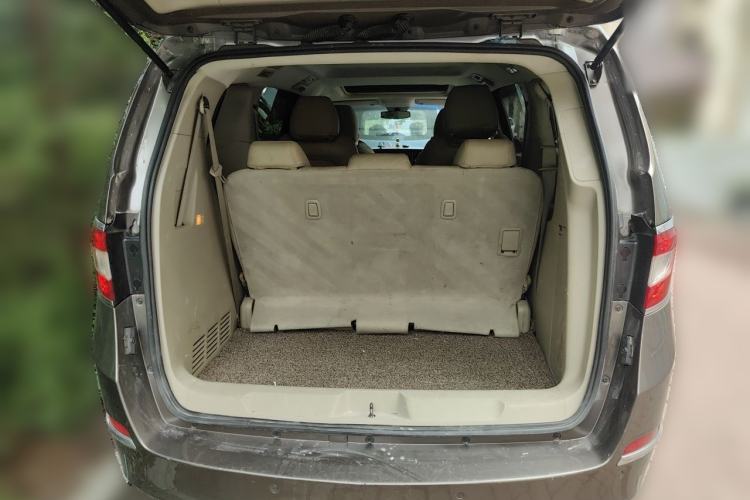 Used Buick GL8 2011 2.4L CT Luxury Business Comfort Edition Trunk