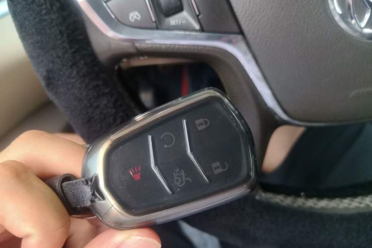 Used Buick GL8 2011 3.0L GT Luxury Business Haoya Edition Vehicle Key