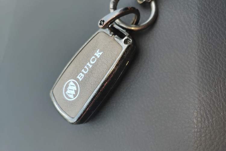 Used Buick GL8 2011 2.4L CT Luxury Business Comfort Edition Vehicle Key