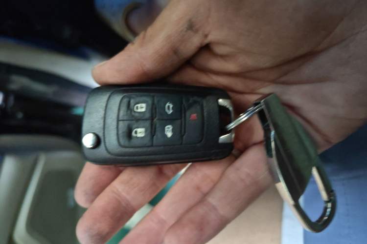 Used Buick GL8 2011 3.0L XT Luxury Business Flagship Edition Vehicle Key