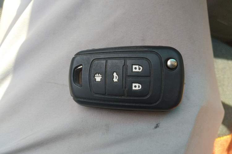 Used Buick GL8 2011 2.4L LT Luxury Business Executive Edition Vehicle Key