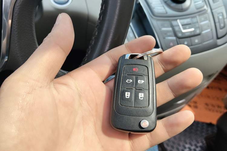 Used Buick GL8 2011 3.0L XT Luxury Business Flagship Edition Vehicle Key