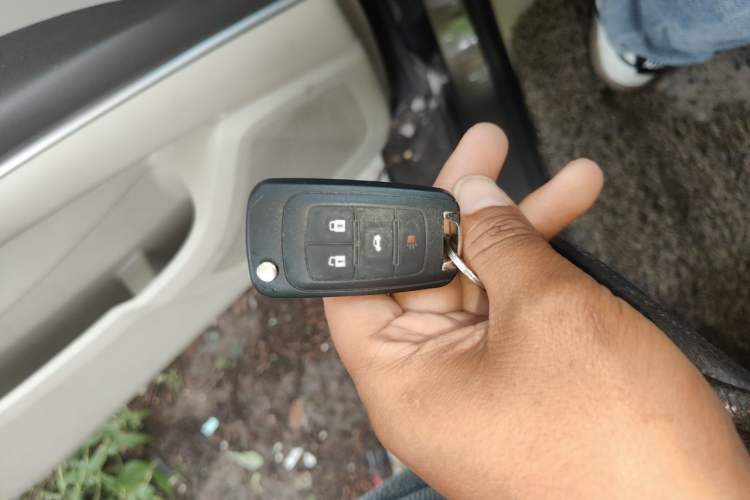 Used Buick GL8 2011 2.4L CT Luxury Business Comfort Edition Vehicle Key