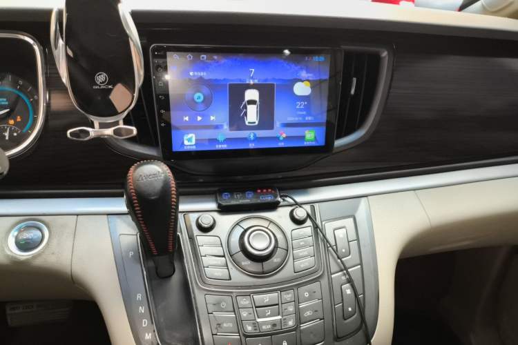 Used Buick GL8 2011 3.0L XT Luxury Business Flagship Edition Audio And AC Panel