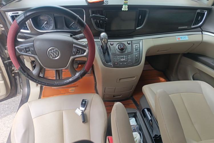 Used Buick GL8 2011 2.4L LT Luxury Business Executive Edition Center Console