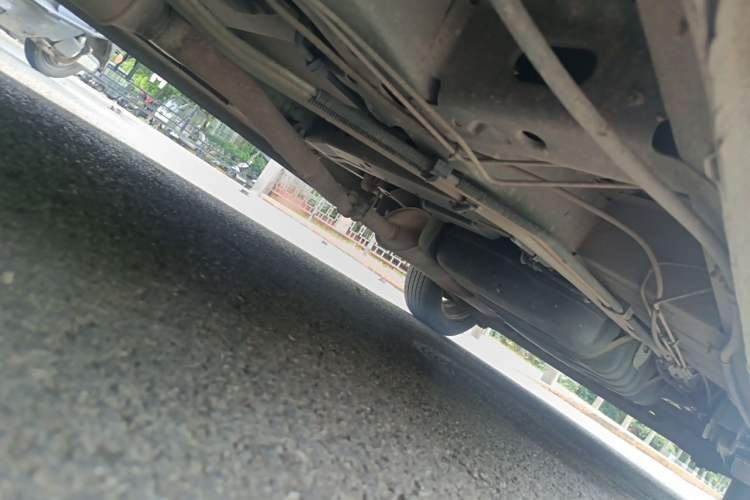 Used Buick GL8 2011 2.4L LT Luxury Business Executive Edition Chassis Front Left