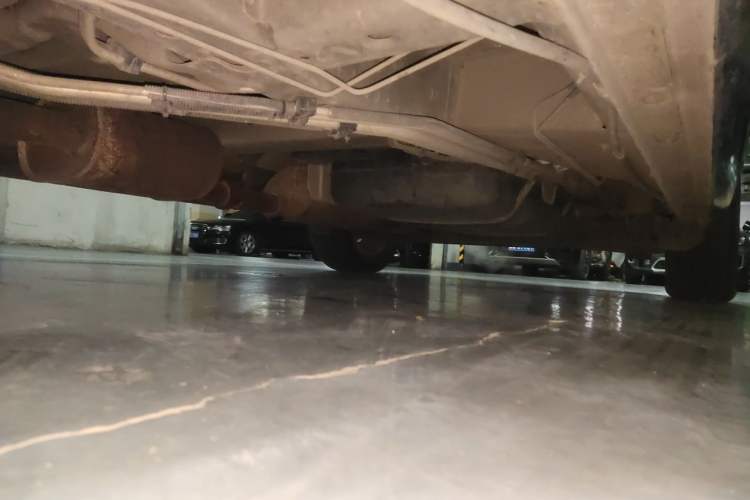 Used Buick GL8 2011 3.0L XT Luxury Business Flagship Edition Chassis Front Left