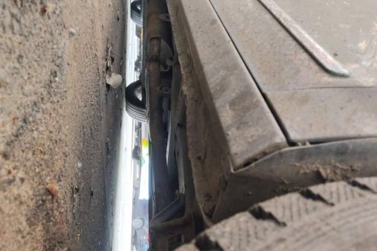 Used Buick GL8 2011 2.4L LT Luxury Business Executive Edition Chassis Front Right