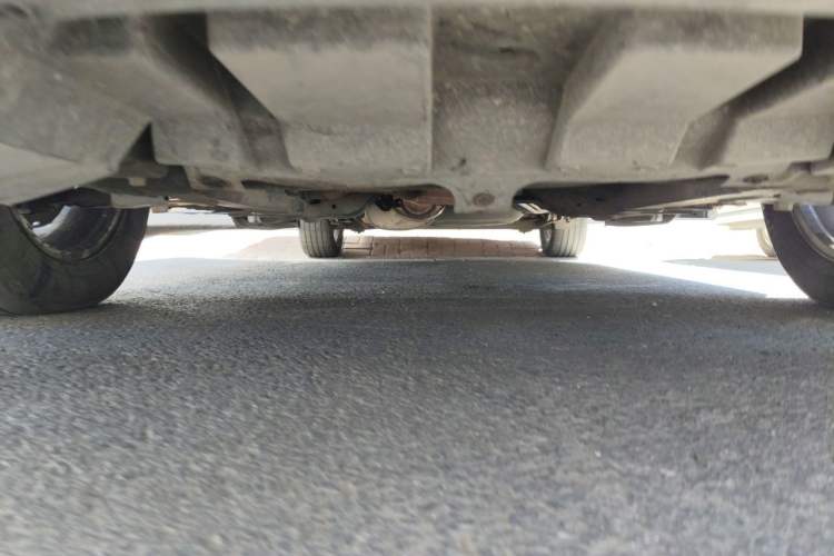 Used Buick GL8 2011 3.0L XT Luxury Business Flagship Edition Chassis Front
