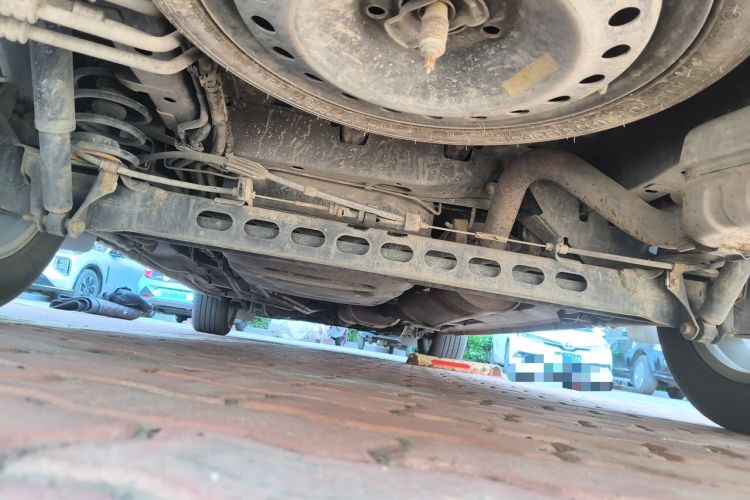 Used Buick GL8 2011 3.0L XT Luxury Business Flagship Edition Chassis Rear