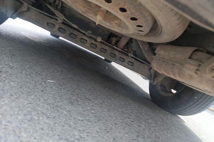Used Buick GL8 2011 2.4L LT Luxury Business Executive Edition Chassis Rear